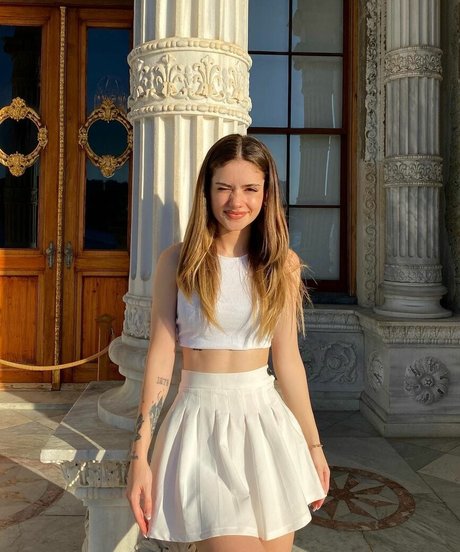 Melike Saygin onlyfans sextape leak