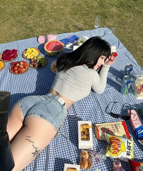 Shini Waifu leak onlyfans