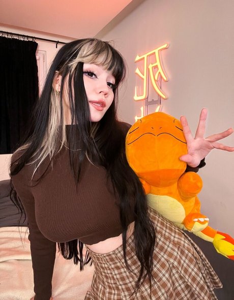 Shini Waifu onlyfans model photo