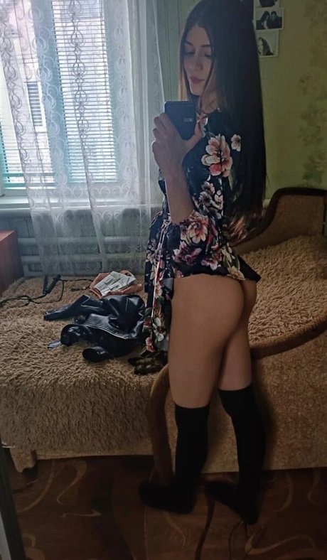 Sexy queen 69 nudes only fans