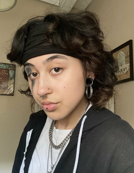 Suedmza nude porn onlyfans