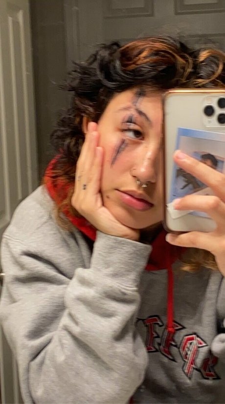 Suedmza onlyfans post