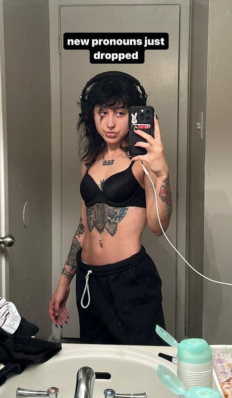 Suedmza Profile image