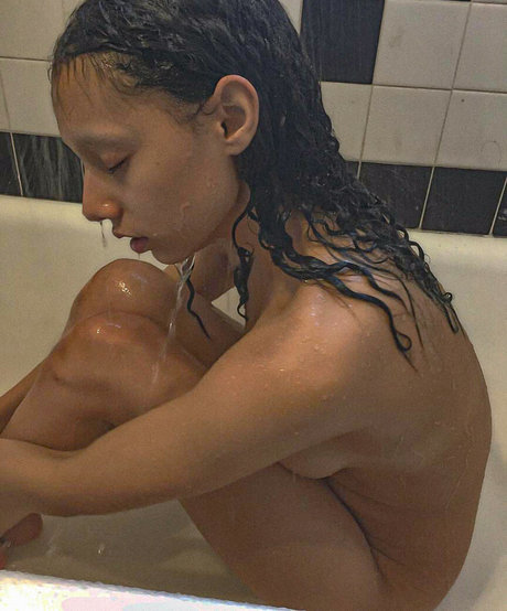 Jazelle Zanaughtti only fans leak nude