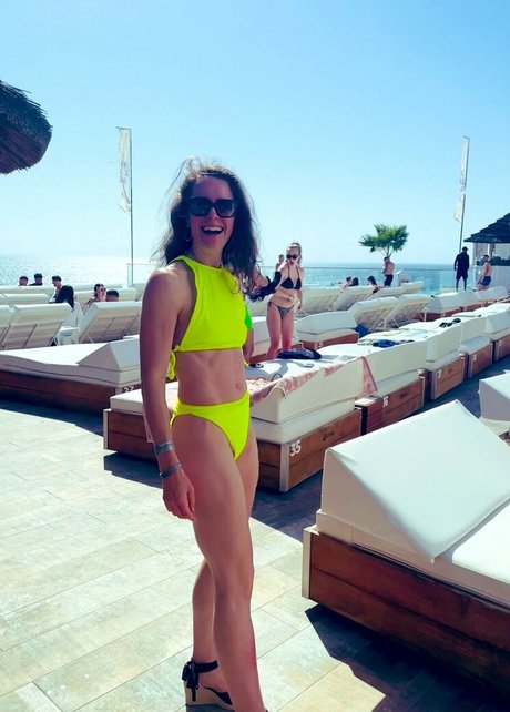 curvy lesbian onlyfans hot naked image