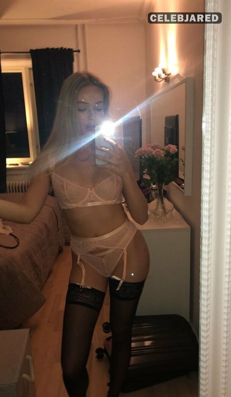 midget nude onlyfans sex selfie