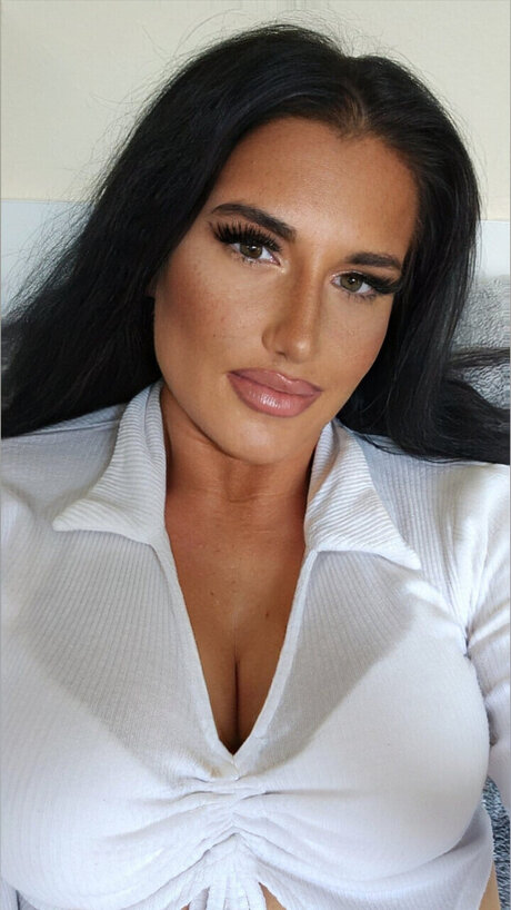 Sunny Mia onlyfans leaked sex