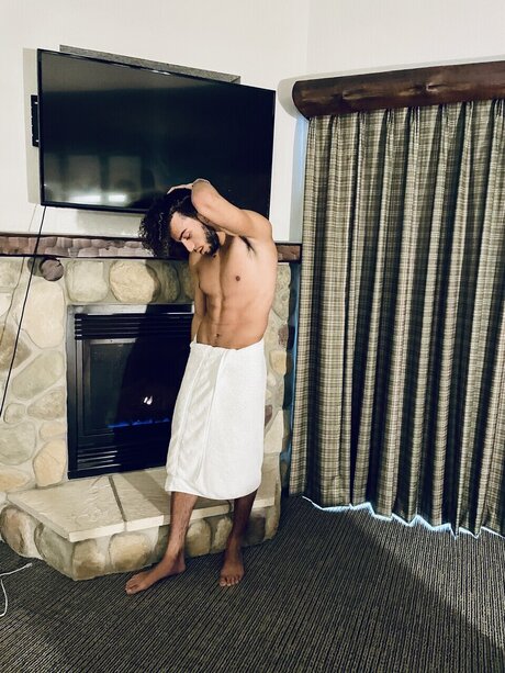 Light skin heezy onlyfans leak nudes