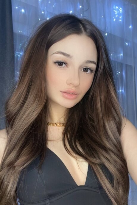 Camilla Wayne onlyfans leak ass