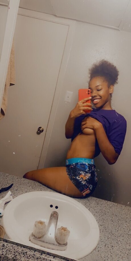 Miss Petitee onlyfans naked leak