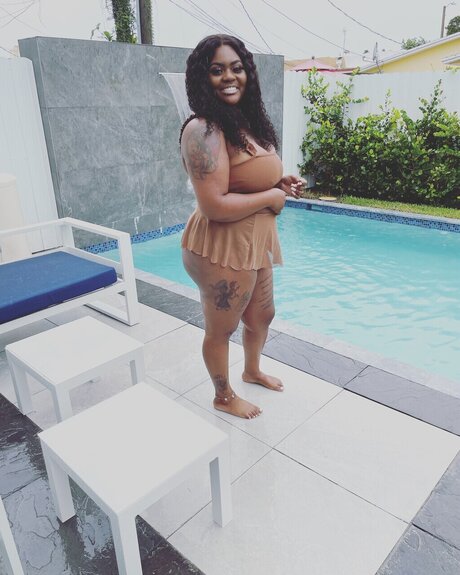 Dripping Chocolate onlyfans sex leaked