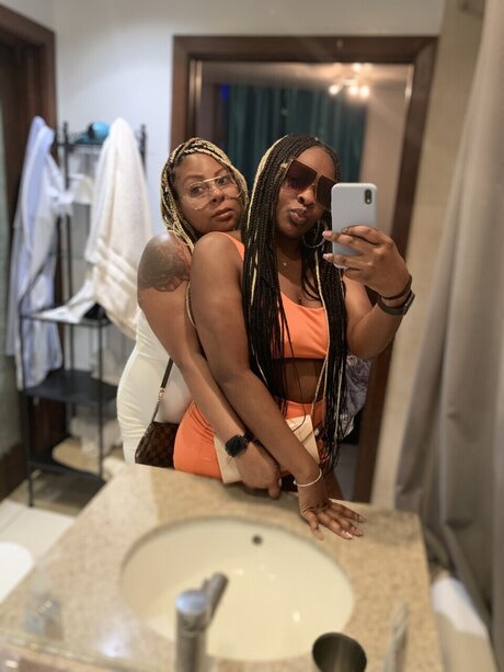 Shebealloverme only fans sex