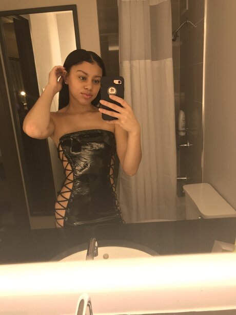 _betterthanBettyBoop onlyfans public photos