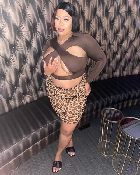 Pinkiee j onlyfans sextape leak