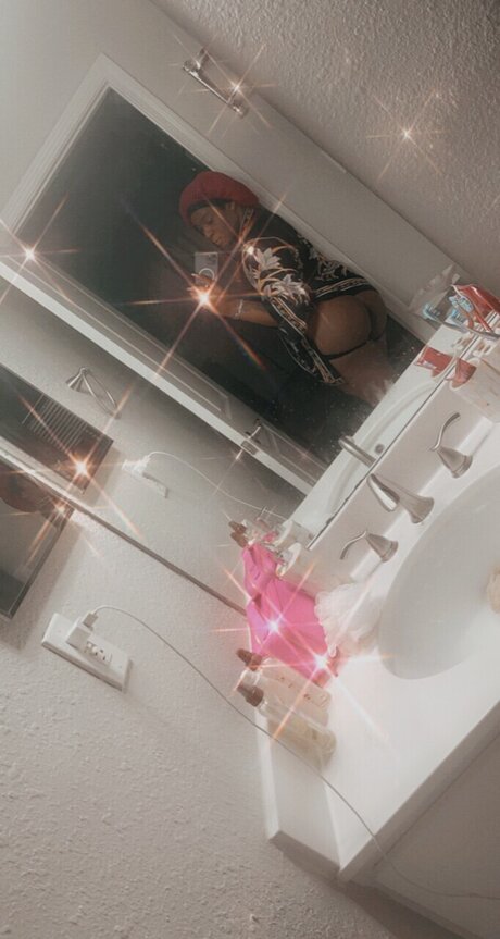 Vondraya onlyfans pics leaked