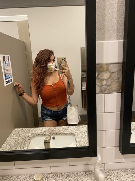 Laura_ porn only fans