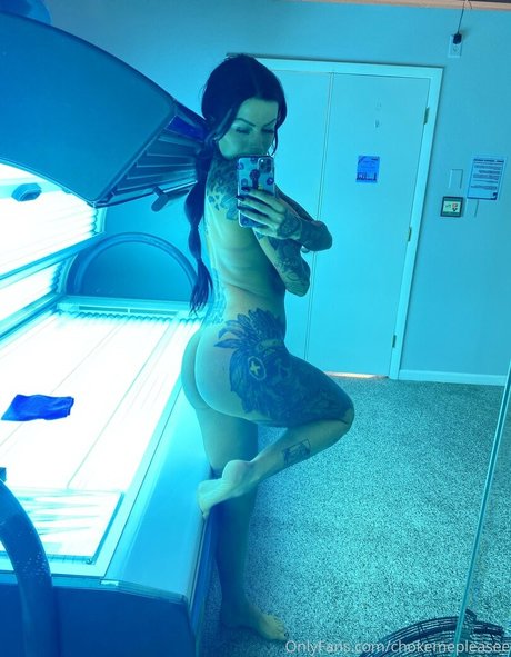 whitedovecries onlyfans ass