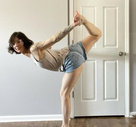 themrsnextdoor2 0 onlyfans naked leak