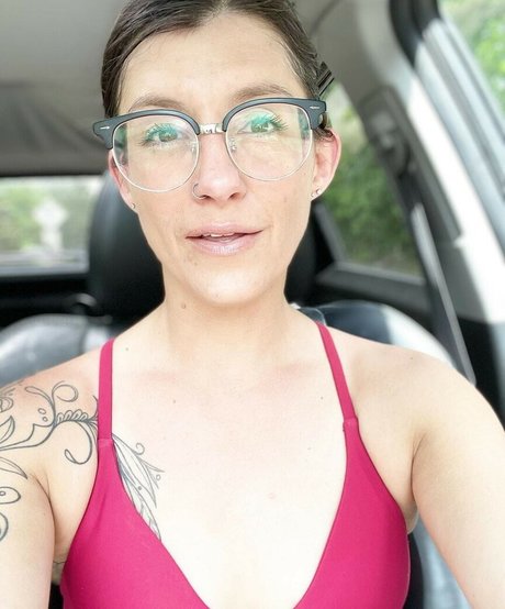 themrsnextdoor2 0 onlyfans naked leak