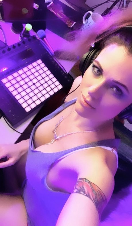 scxrlet64 nudes onlyfans