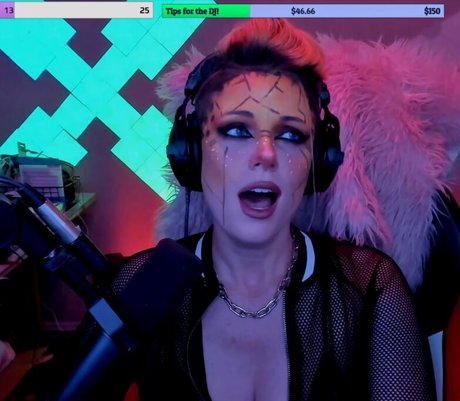 scxrlet64 feet onlyfans