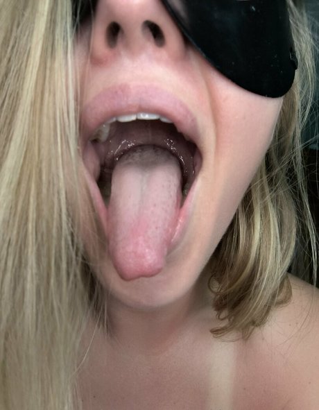 bakinggiantbuns onlyfans leaj