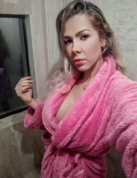 young onlyfans beautiful naked snapshot