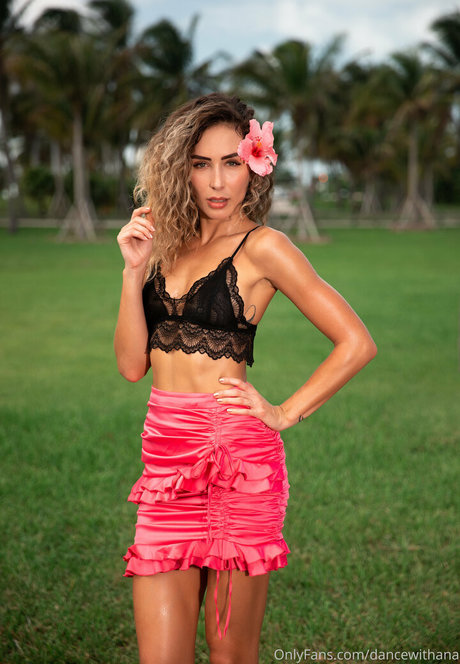 dancewithana onlyfans leaked xxx