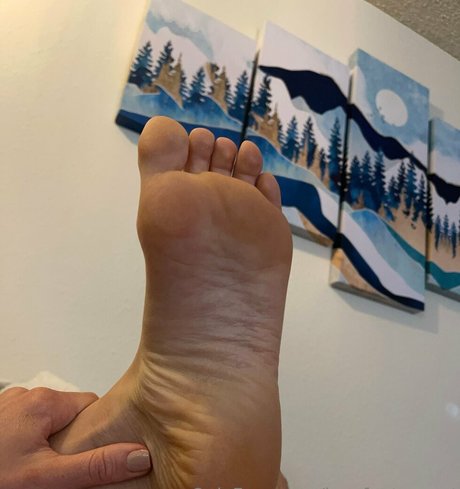 legsfeetrepeat onlyfans leaked nude