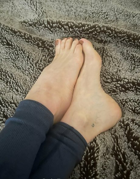 legsfeetrepeat onlyfans leaked xxx