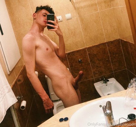 ejaywoods onlyfans topless