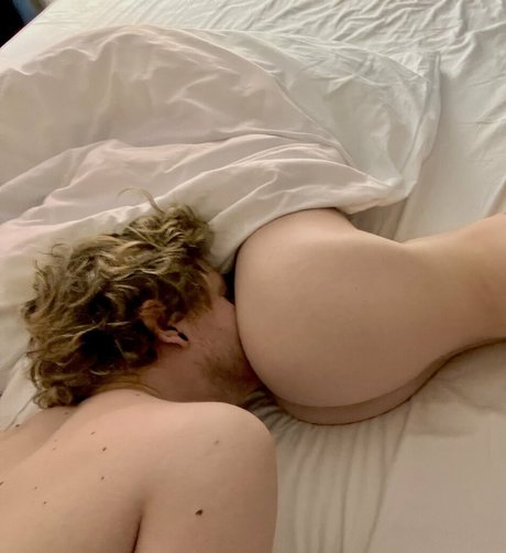 slapmepls topless onlyfans