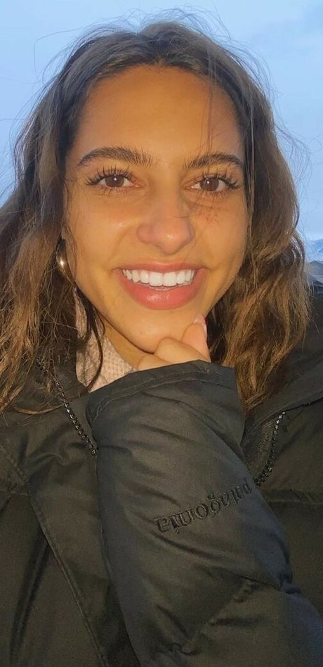 Renee Maudlena Noe pics onlyfans