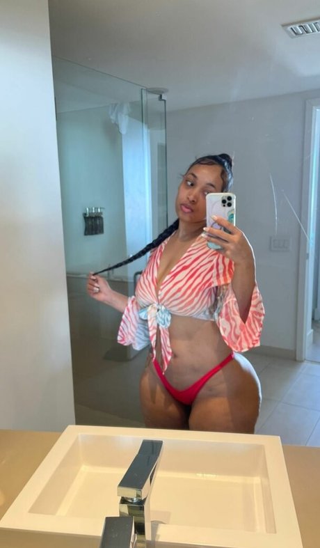 ebony mom onlyfans porno self-portrait