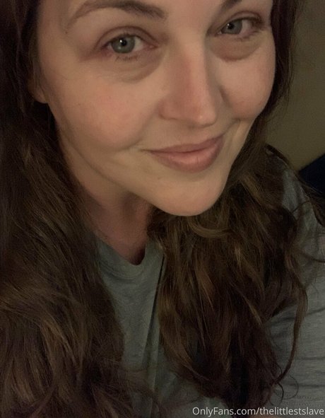 thelittlestslave onlyfans content