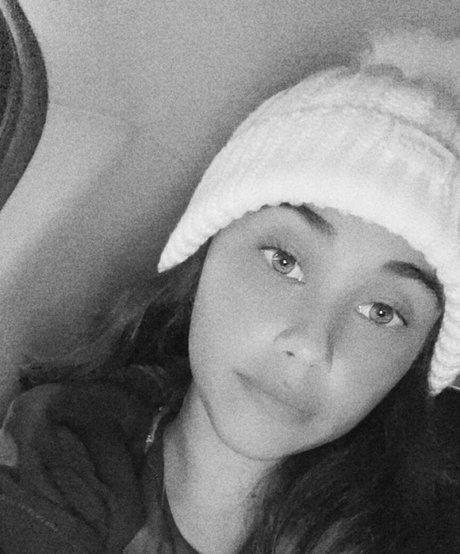 anaherasworld only fans pictures