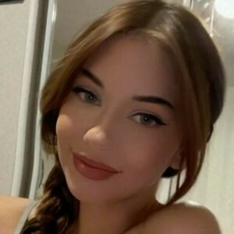 Emilyycheek onlyfans porn