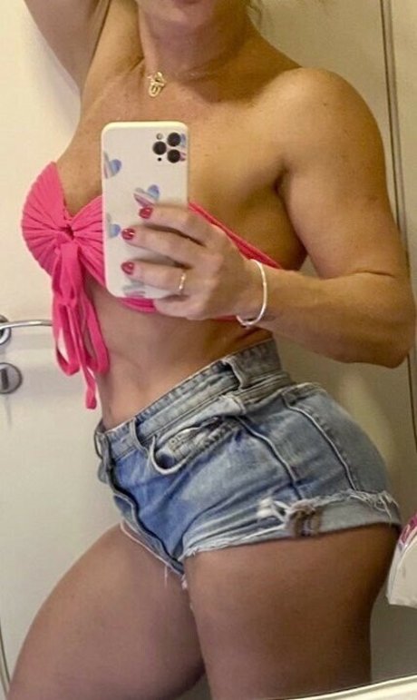 Nina Fernandez onlyfans leaks nude