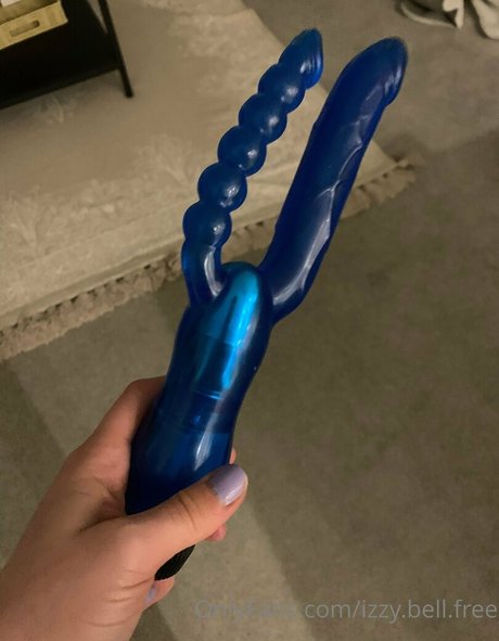 izzy bell free onlyfans de