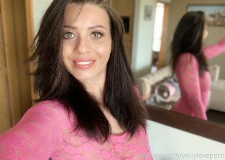 vickyloveporn onlyfans gratis