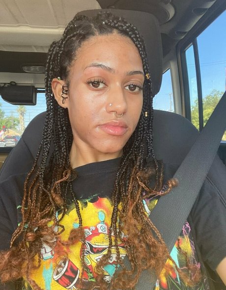 laylaybrat only fans nudes