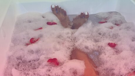 Lara Crof onlyfans leak