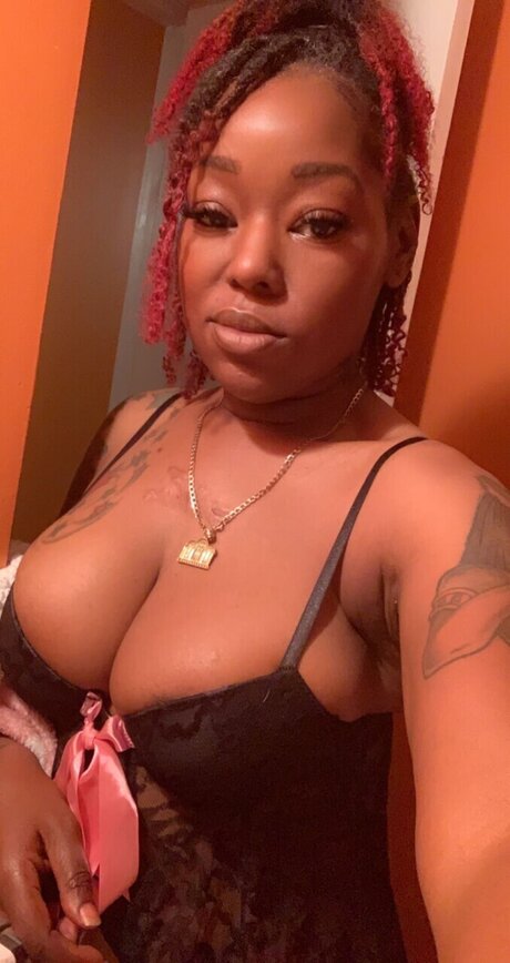 Itzmzcoco only fans review