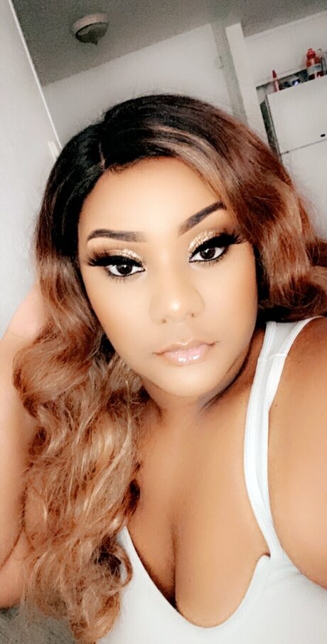 female fitness onlyfans beautiful nude photos