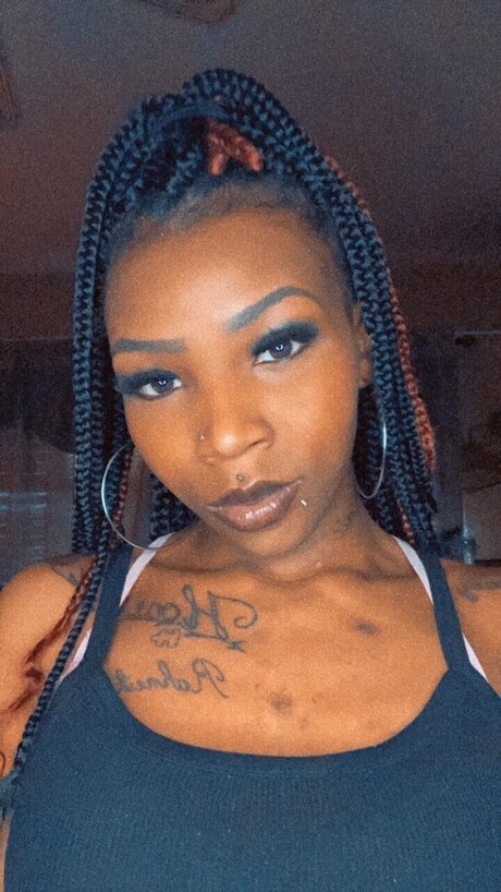 SlimmFinee Nolaa onlyfans lean