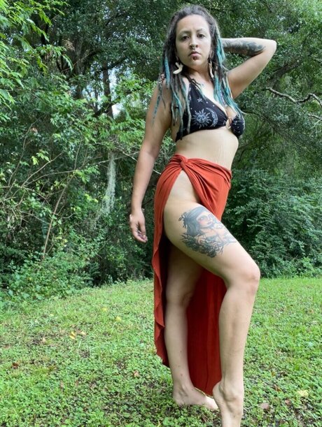 Lucy Magnolia onlyfans leaked free