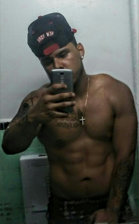 ImThatBoyStill onlyfans for free