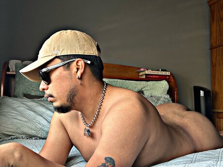 Derrick Palmero naked on onlyfans