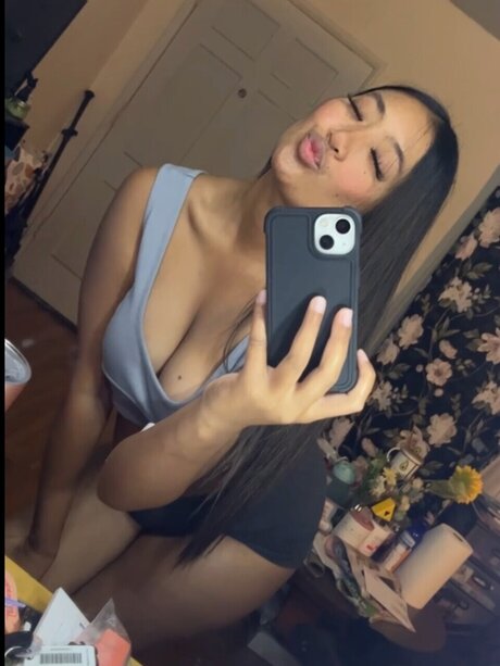 Onlyone onlyfans desnuda