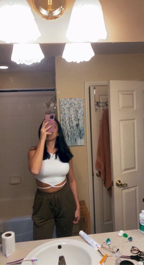 Layn nude leak onlyfans